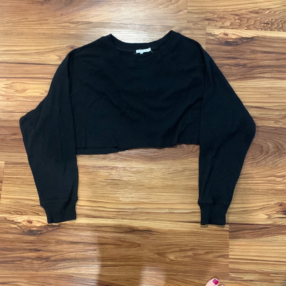 NIA ribbed long sleeve crop top